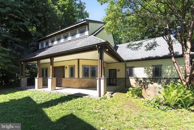 708 Old Westtown Rd, West Chester