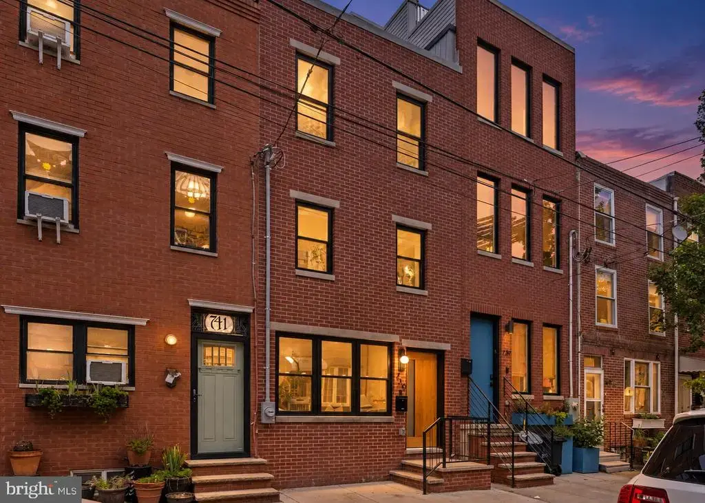 739 Earp St, PHILADELPHIA