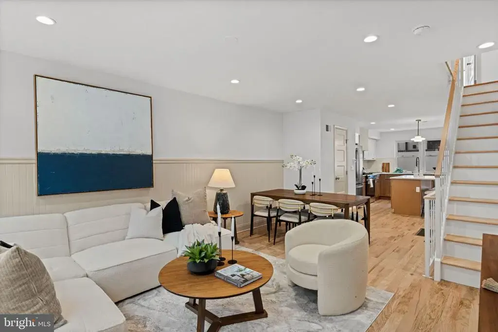 739 Earp St, PHILADELPHIA