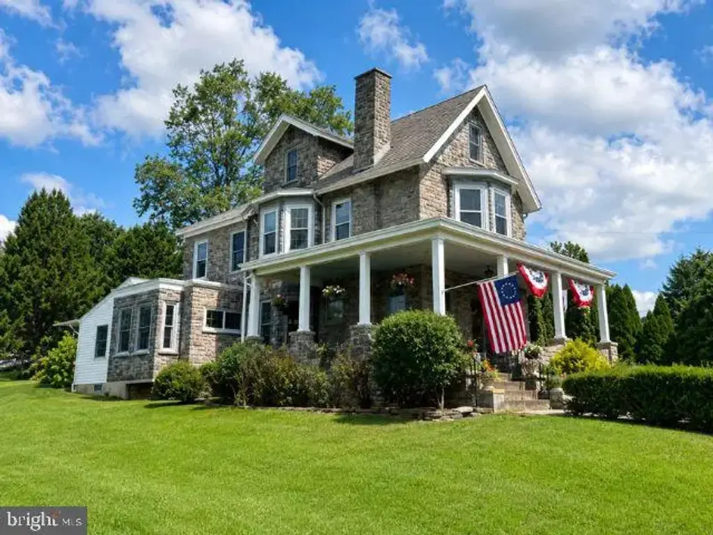 4021 Center Ave, LAFAYETTE HILL