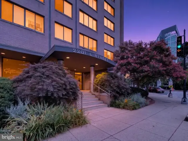 2201 L St Nw #501, Washington