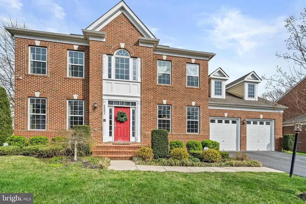 4561 Rona Pl, FAIRFAX