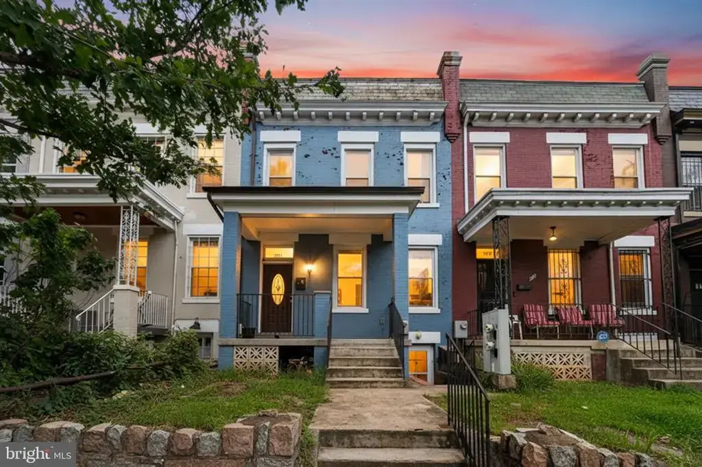635 Kenyon St Nw #unit A (upper Unit), WASHINGTON