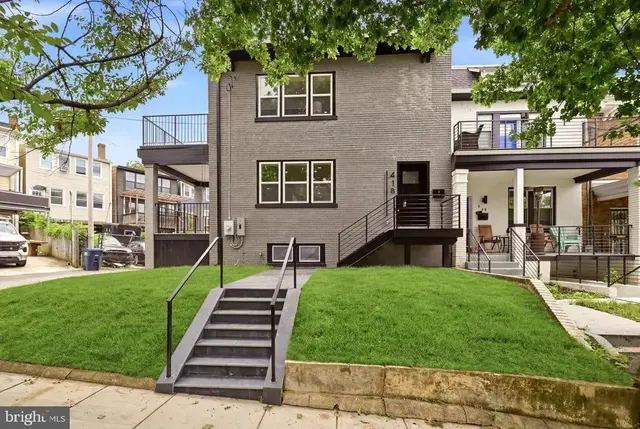 418 Allison St Nw, Washington