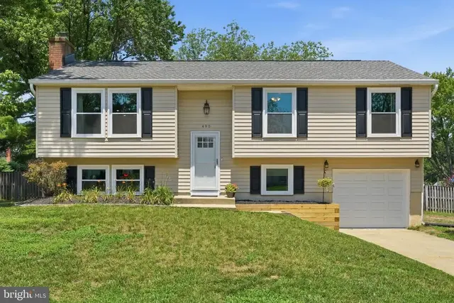 490 Eleanor Ln, Arnold
