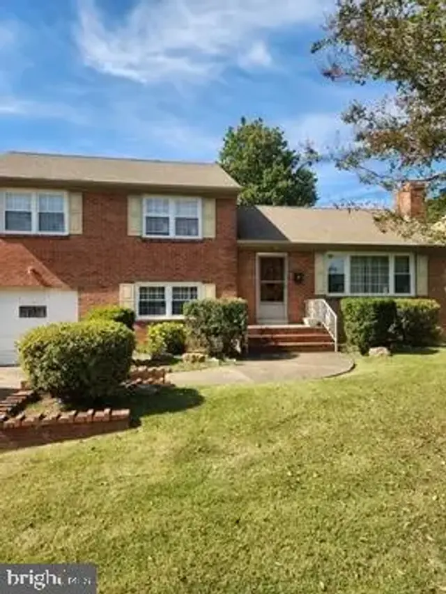5 Smallwood Ln, New Castle