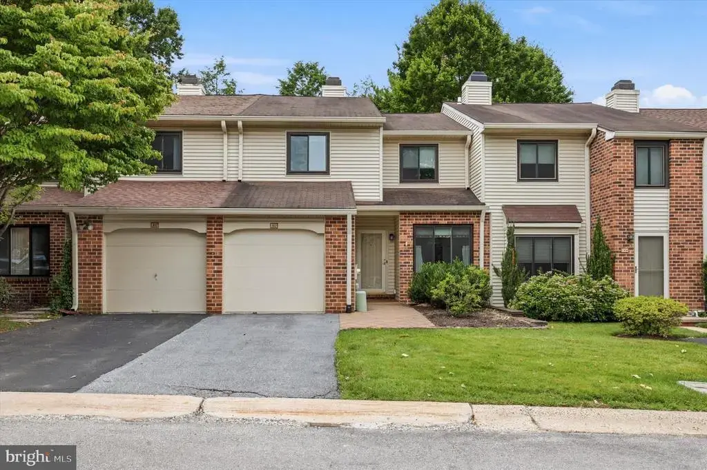 303 Hanover Ct, CHESTERBROOK