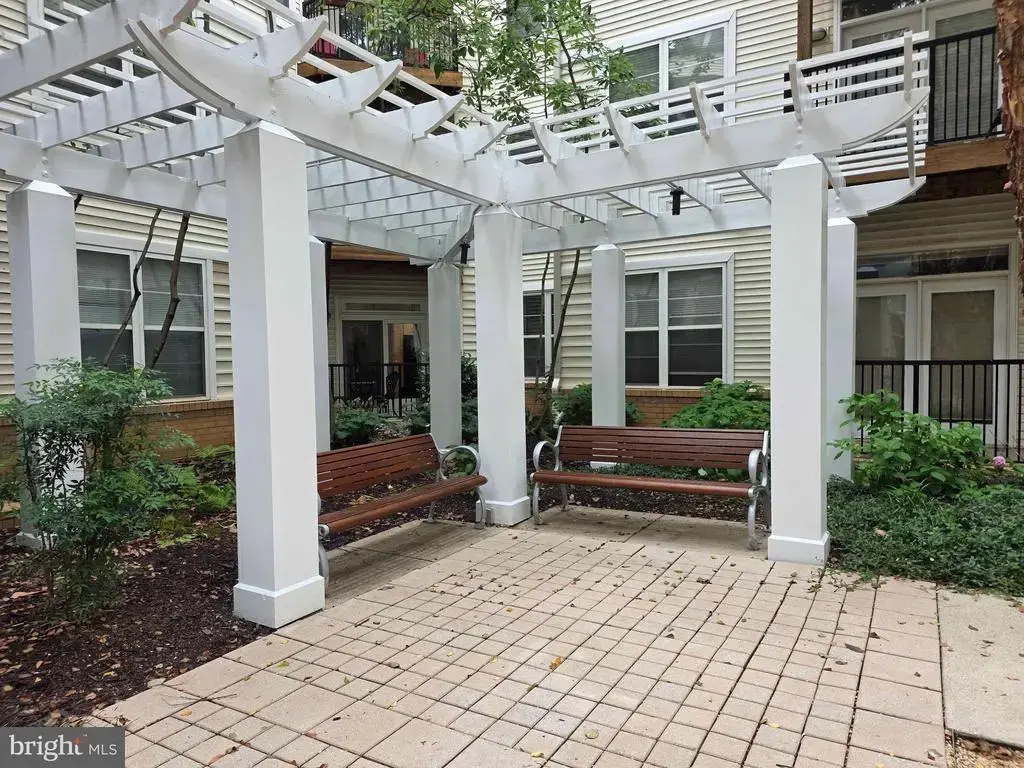 1201 East-west Hwy #109, SILVER SPRING