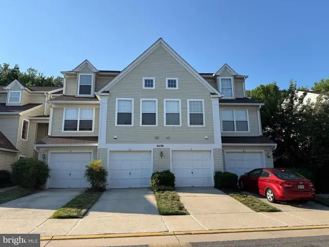 6608 Netties Ln #1411, Alexandria