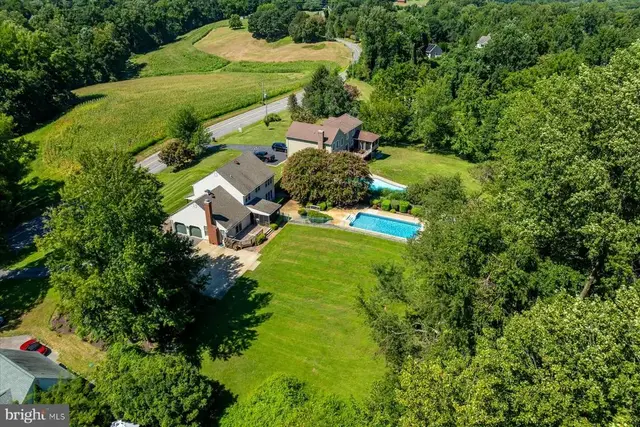 6091 Franklin Gibson Rd, Tracys Landing