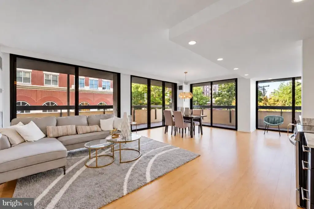 400 Madison St #204, ALEXANDRIA