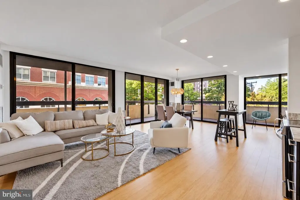 400 Madison St #204, ALEXANDRIA