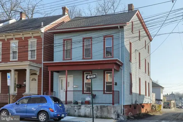 916 Walnut St, Lebanon