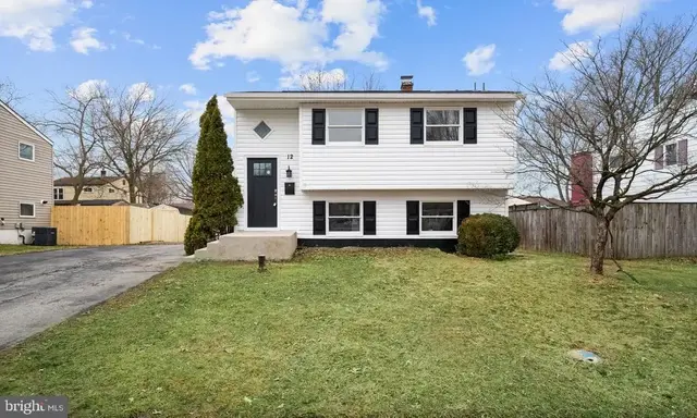 12 Dunsinane Dr, New Castle