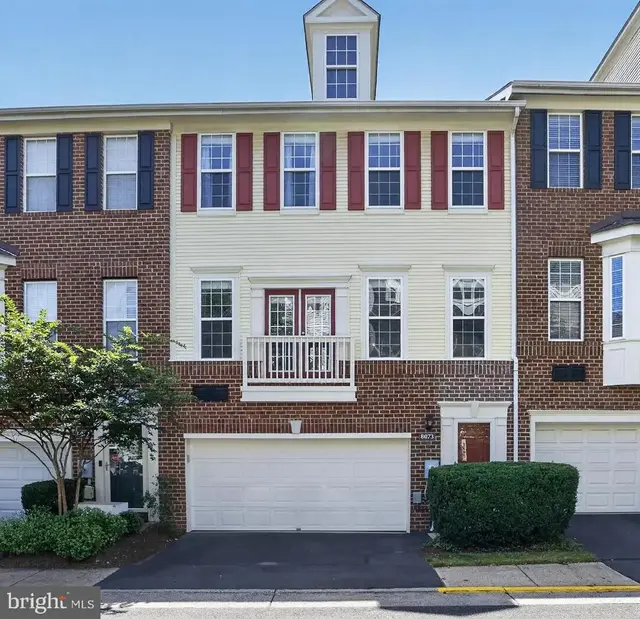 8073 Genea Way #3, Falls Church