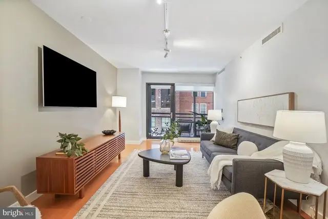 912 F St Nw #201, Washington