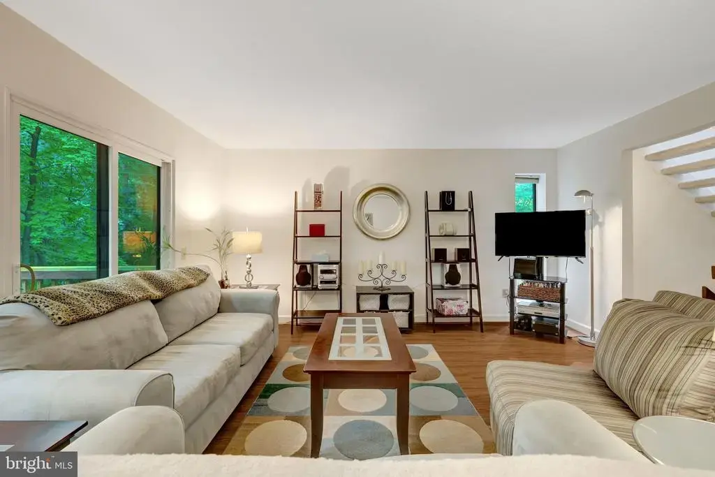 2231 Wheelwright Ct, RESTON