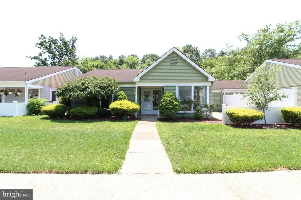 680-b Huntington Dr, MANCHESTER TOWNSHIP