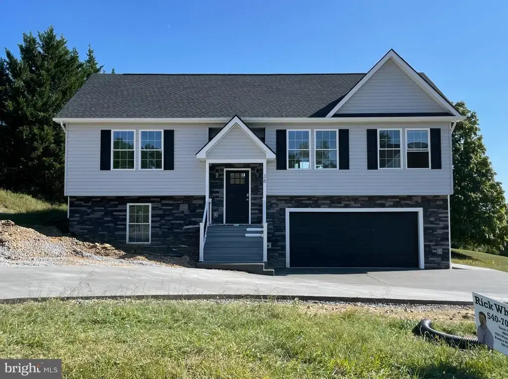 38 Waterview Dr, CAPON BRIDGE