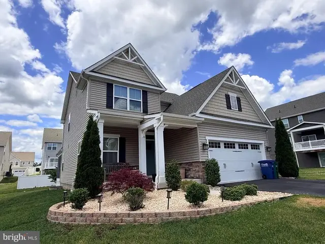 647 Falcon Ln, Aberdeen