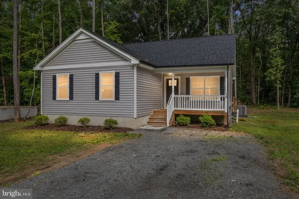 73 Azalea Way, COLONIAL BEACH