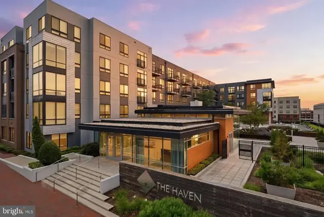 145 Riverhaven Dr #550, Oxon Hill