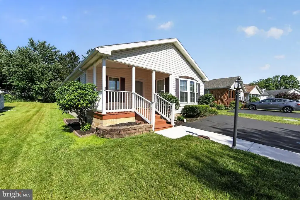 118 Dyer Ct, ROYERSFORD