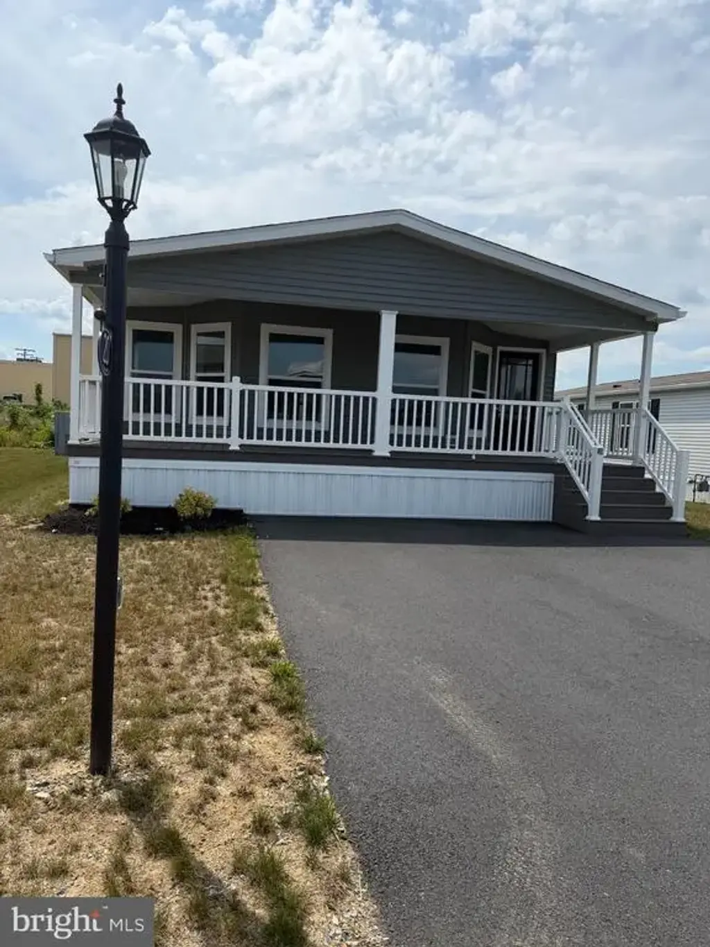 20 Evergreen Aly, PALMYRA