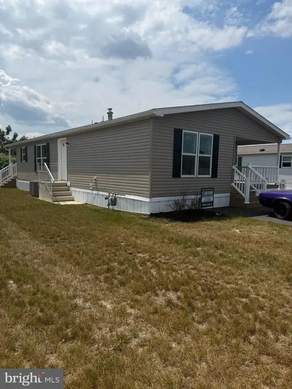 44 Evergreen Aly, PALMYRA