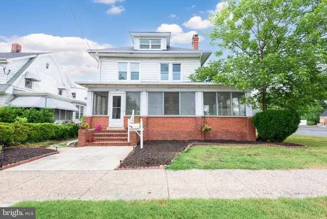 416 Maryland Ave #a & B, Cambridge