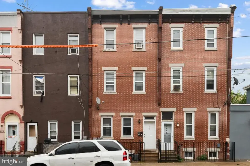 2407 N Marshall St, PHILADELPHIA