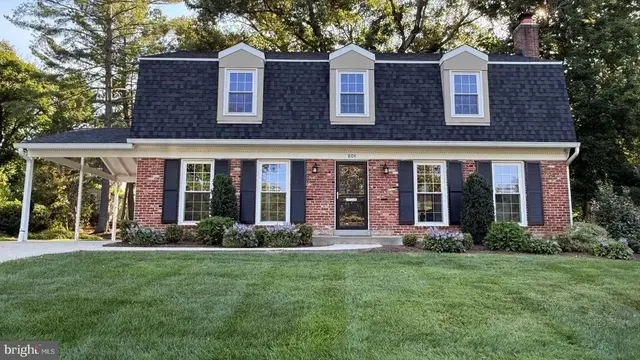 8104 Briar Creek Dr, Annandale