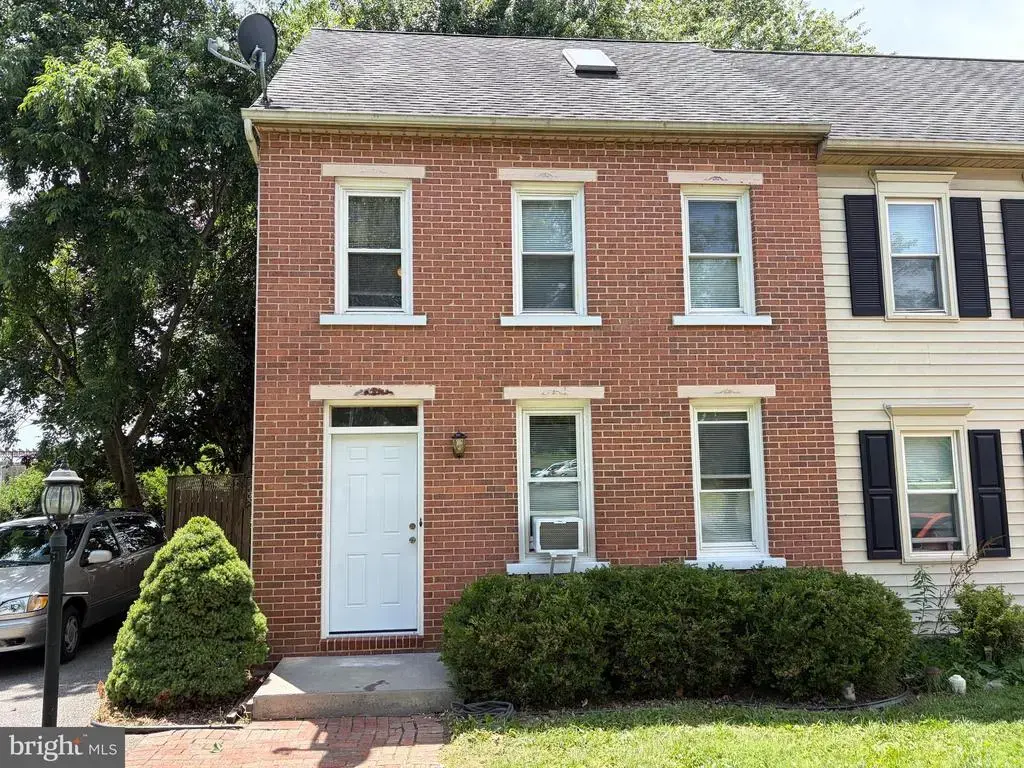 426 Judie Ln, LANCASTER