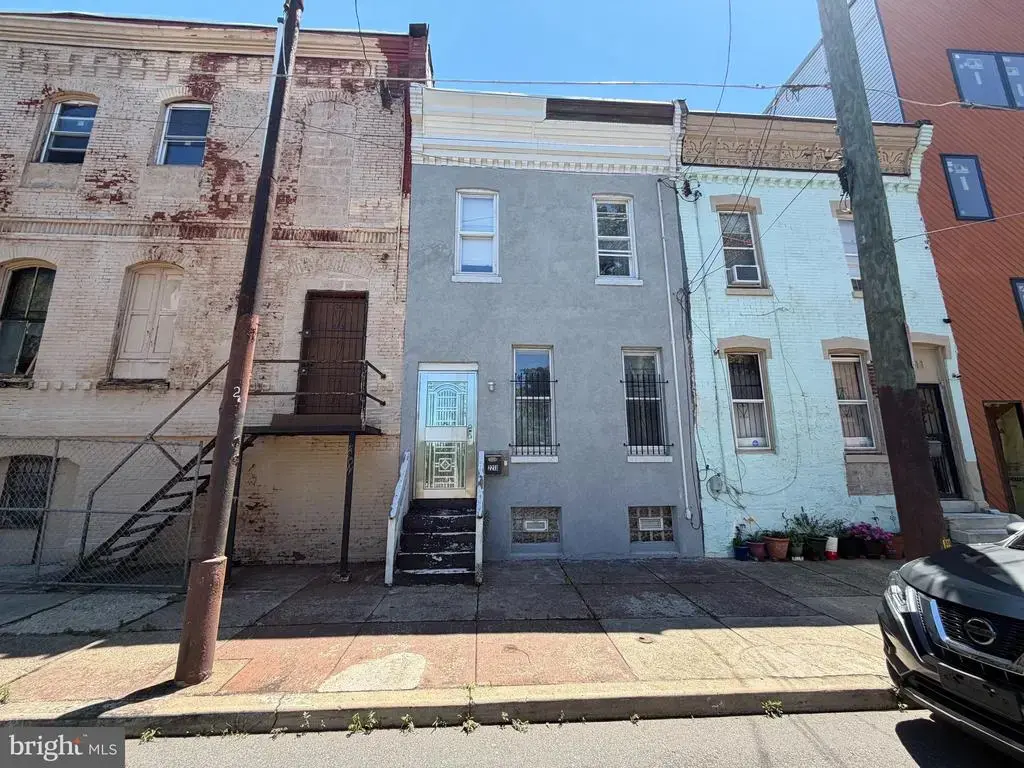 2213 N 11th St, PHILADELPHIA