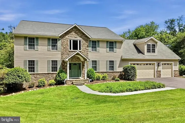 14280 Triadelphia Mill Rd, Dayton