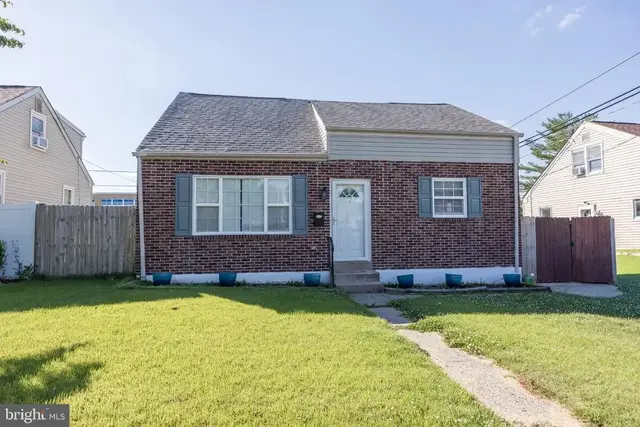 207 Olga Rd, Wilmington