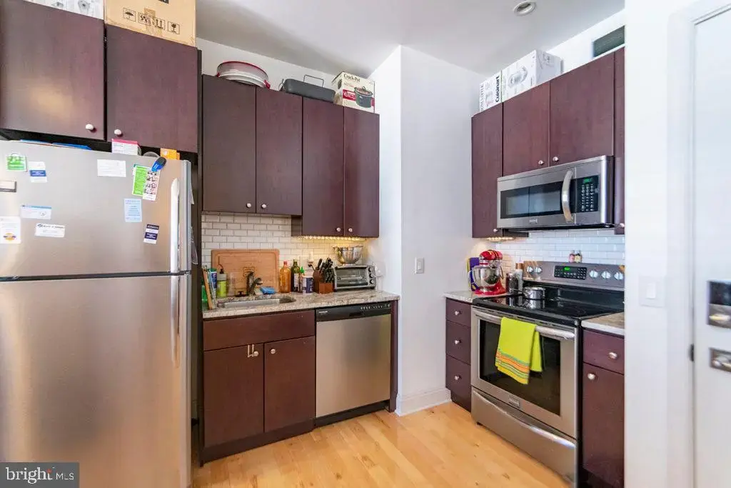 427 Monroe St #unit 404, PHILADELPHIA
