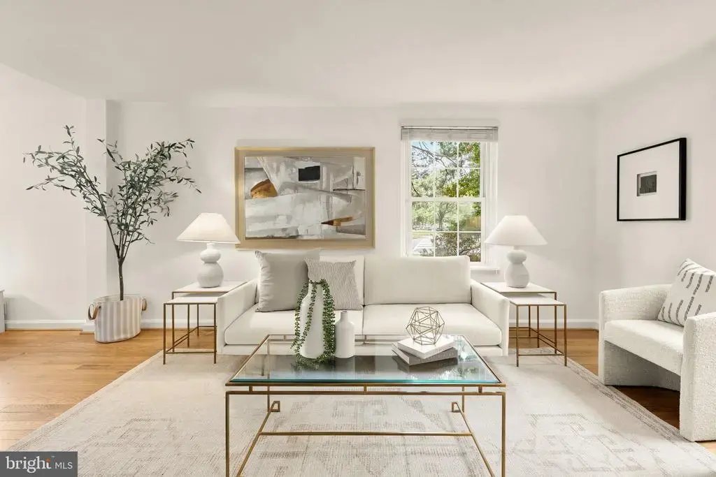 3373 S Wakefield St #b, ARLINGTON