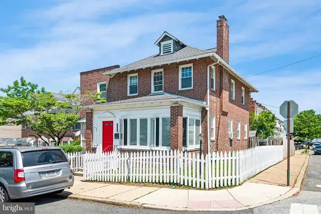 1801 W 10th St, Wilmington