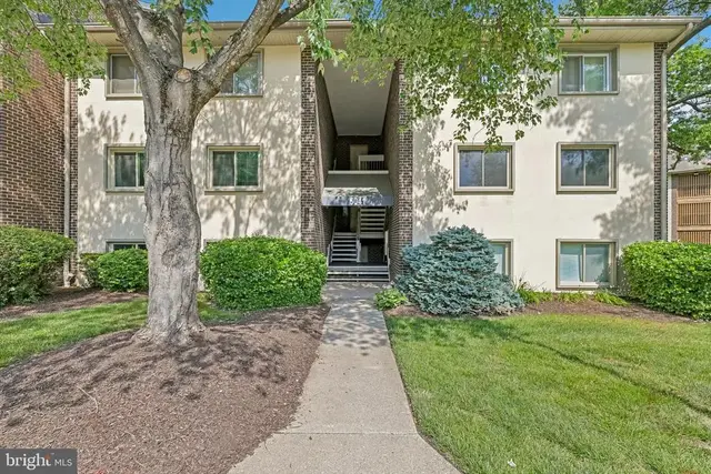 5041 Green Mountain Cir #4, Columbia