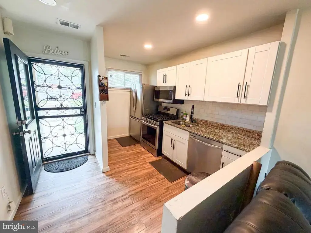 7749 Normandy Rd, LANDOVER