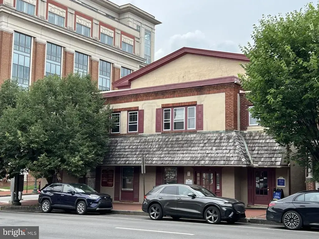139 W Market St #first Floor Front, WEST CHESTER