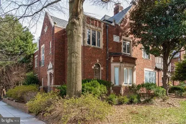 1518 Whittier St Nw, Washington