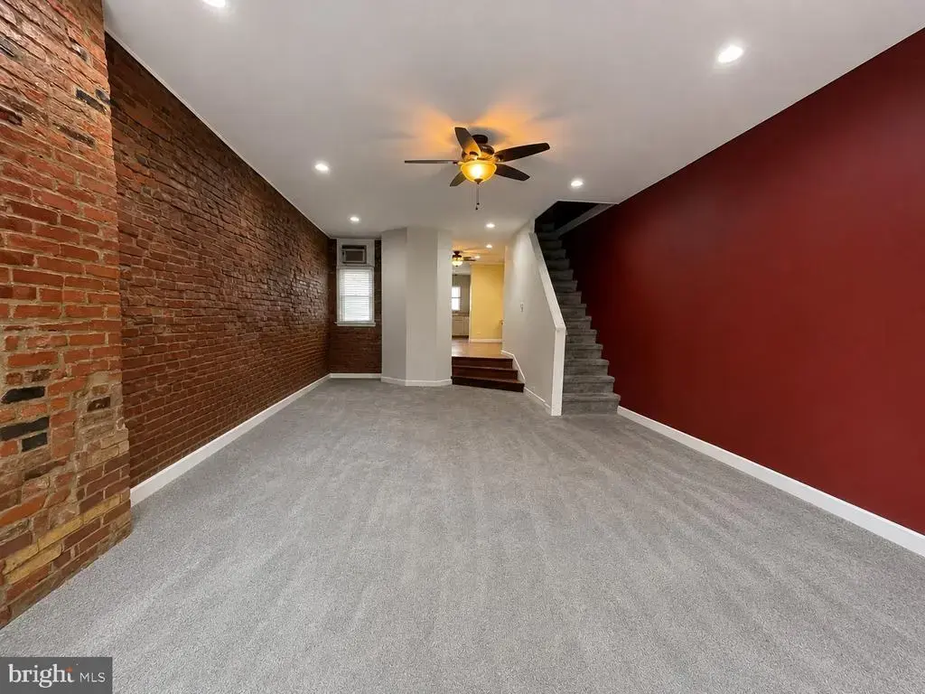 2034 S 3rd St, PHILADELPHIA