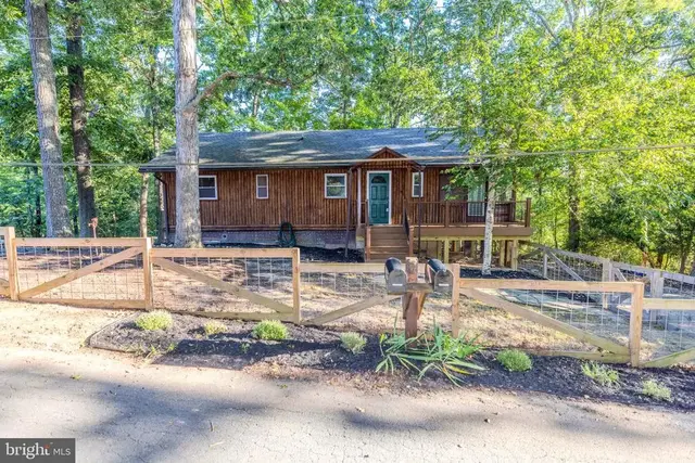 12383 Silver Rock Cir, Lusby