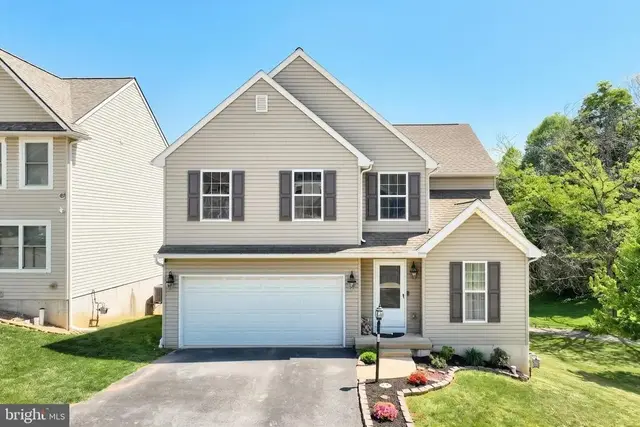 14 Barberry Ct, Manchester