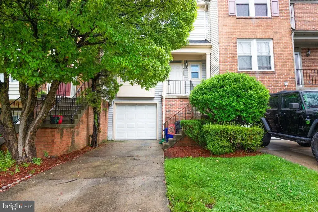 8202 Greenspire Ter, HYATTSVILLE