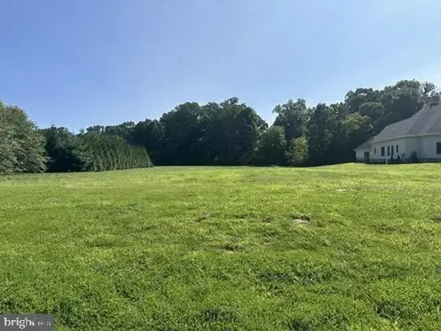 212 Bohemia Mill Pond Dr, Middletown