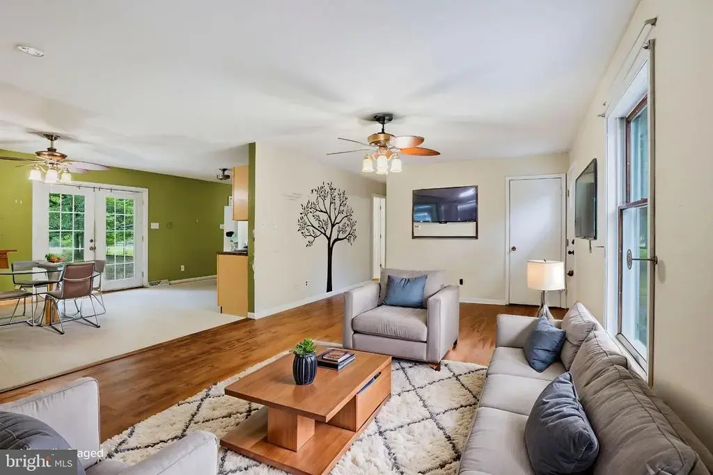 48448 Mattapany Rd, LEXINGTON PARK