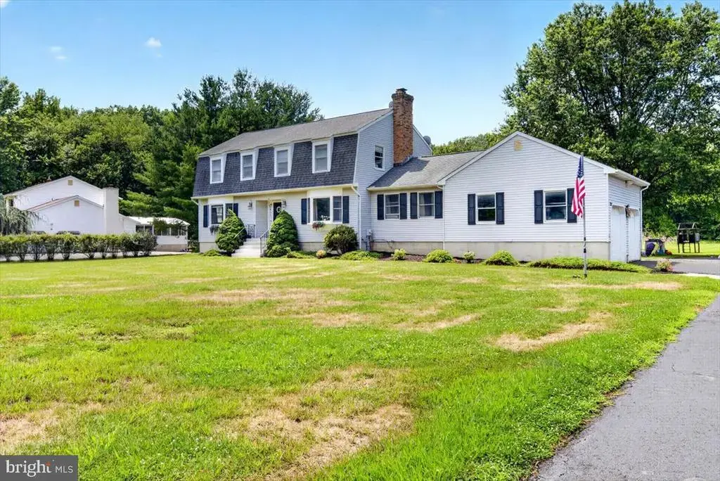 35 Beechwood Dr, ROBBINSVILLE